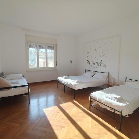 Dock Bay Lodge Hostello Τεργέστη Εξωτερικό φωτογραφία