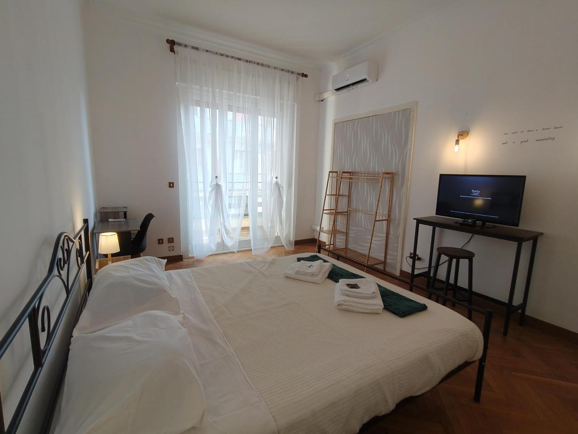 Dock Bay Lodge Hostello Τεργέστη Εξωτερικό φωτογραφία
